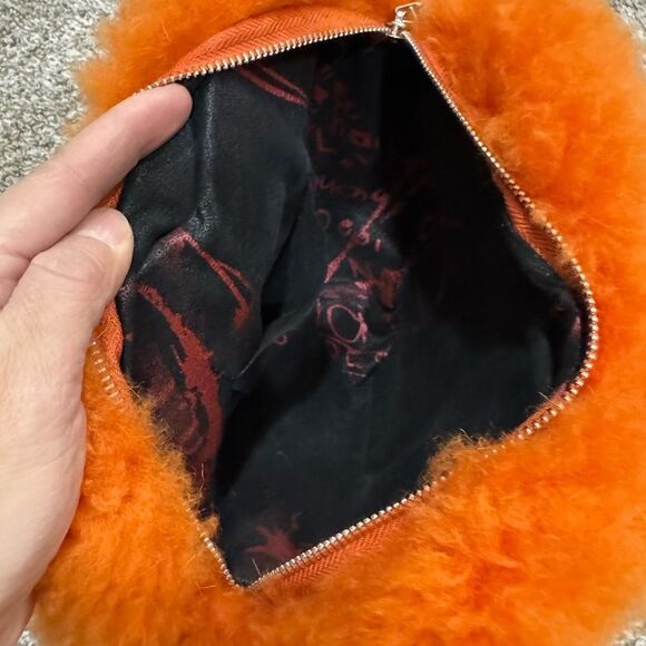 Stunning Orange Multi Use Bag & Premium Shearling Leather Heart Shaped Crossbody - Picture 15 of 16